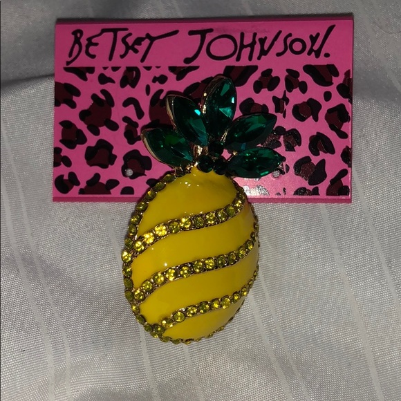 Betsey Johnson Jewelry - Betsey Johnson Pineapple Pin